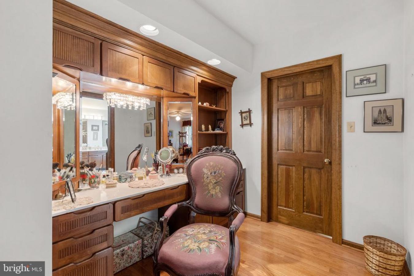 ASHTON, MONTGOMERY, 20861, United States, 2 Bedrooms Bedrooms, ,3 BathroomsBathrooms,Residential,For Sale,1899129