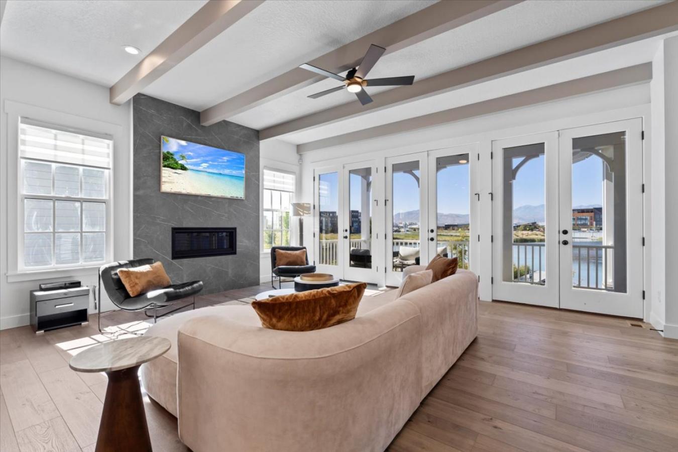 South Jordan, Salt Lake, 84009, United States, 4 Bedrooms Bedrooms, ,6 BathroomsBathrooms,Residential,For Sale,1909780