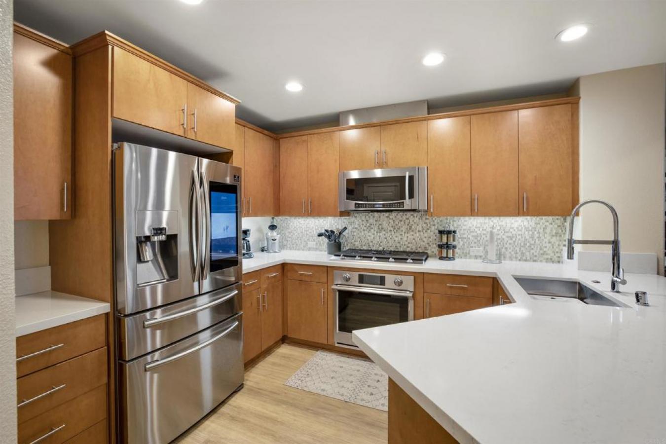 San Diego, San Diego, 92103, United States, 2 Bedrooms Bedrooms, ,2 BathroomsBathrooms,Residential,For Sale,1899124