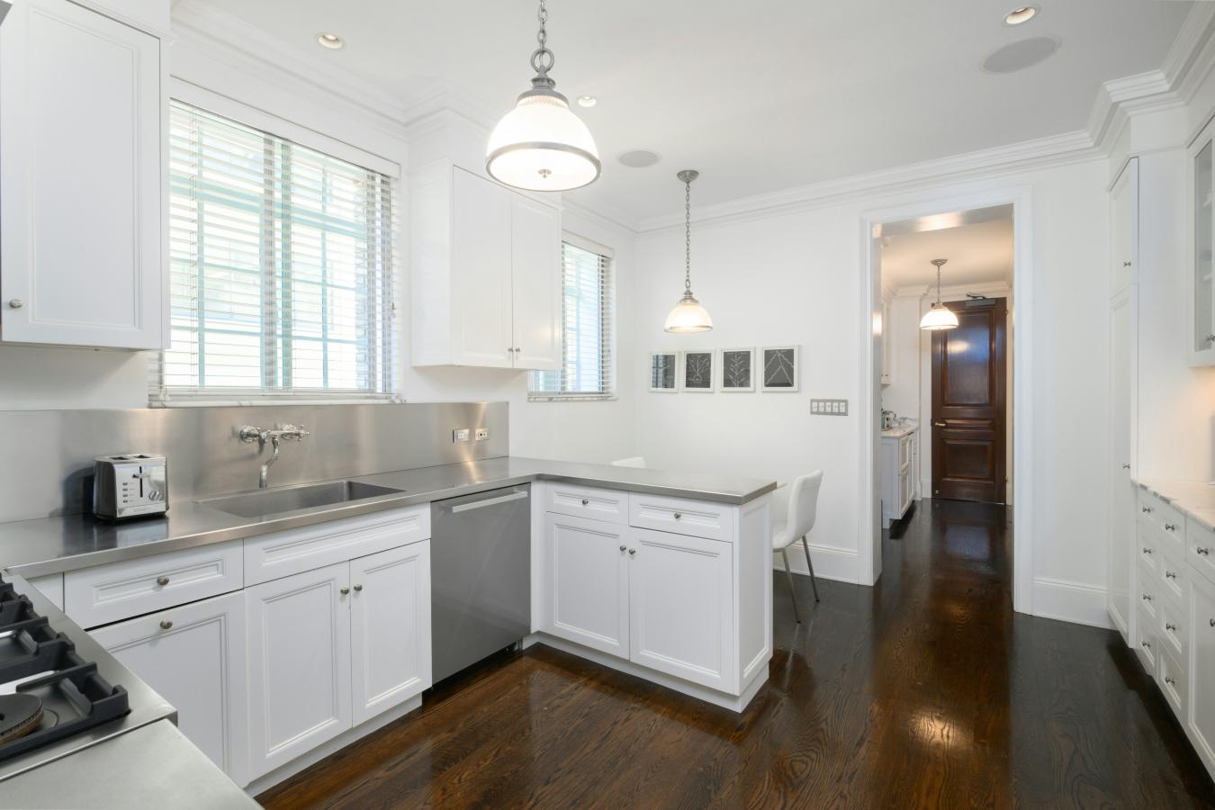 New York, New York, 10065, United States, 3 Bedrooms Bedrooms, ,3 BathroomsBathrooms,Residential,For Sale,1899122