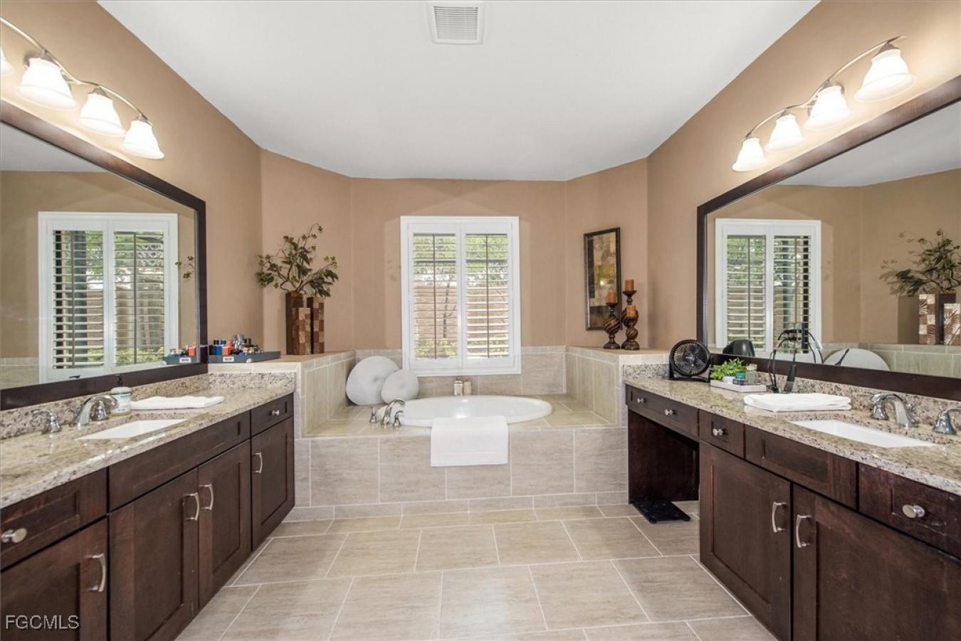 Bonita Springs, Lee, 34135, United States, ,Residential,For Sale,1899103