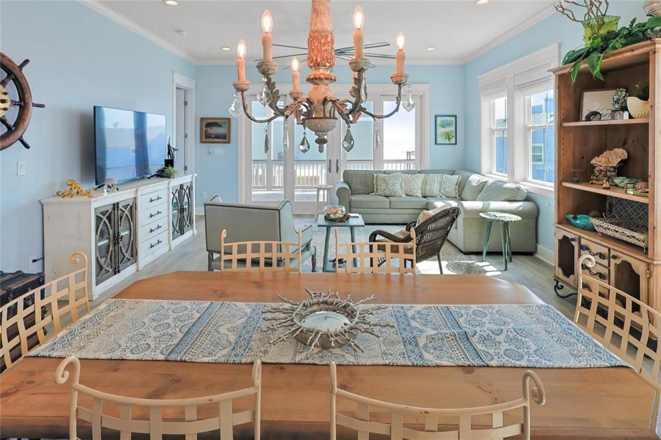 Galveston, Galveston, 77554, United States, 4 Bedrooms Bedrooms, ,3 BathroomsBathrooms,Residential,For Sale,1899097