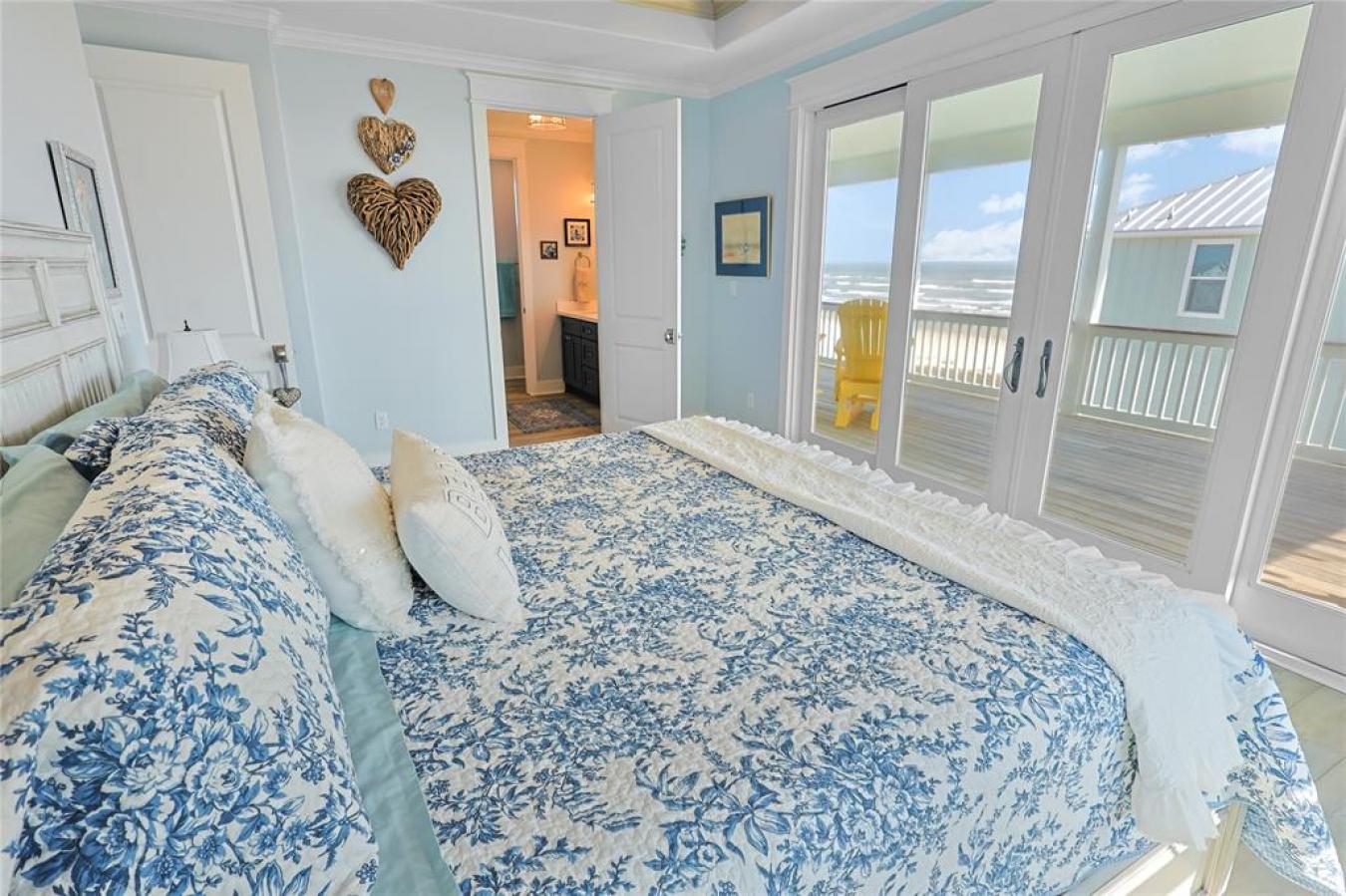 Galveston, Galveston, 77554, United States, 4 Bedrooms Bedrooms, ,3 BathroomsBathrooms,Residential,For Sale,1899097