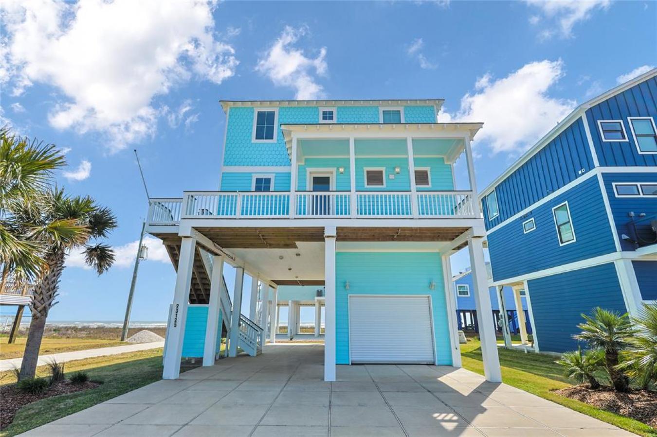 Galveston, Galveston, 77554, United States, 4 Bedrooms Bedrooms, ,3 BathroomsBathrooms,Residential,For Sale,1899097