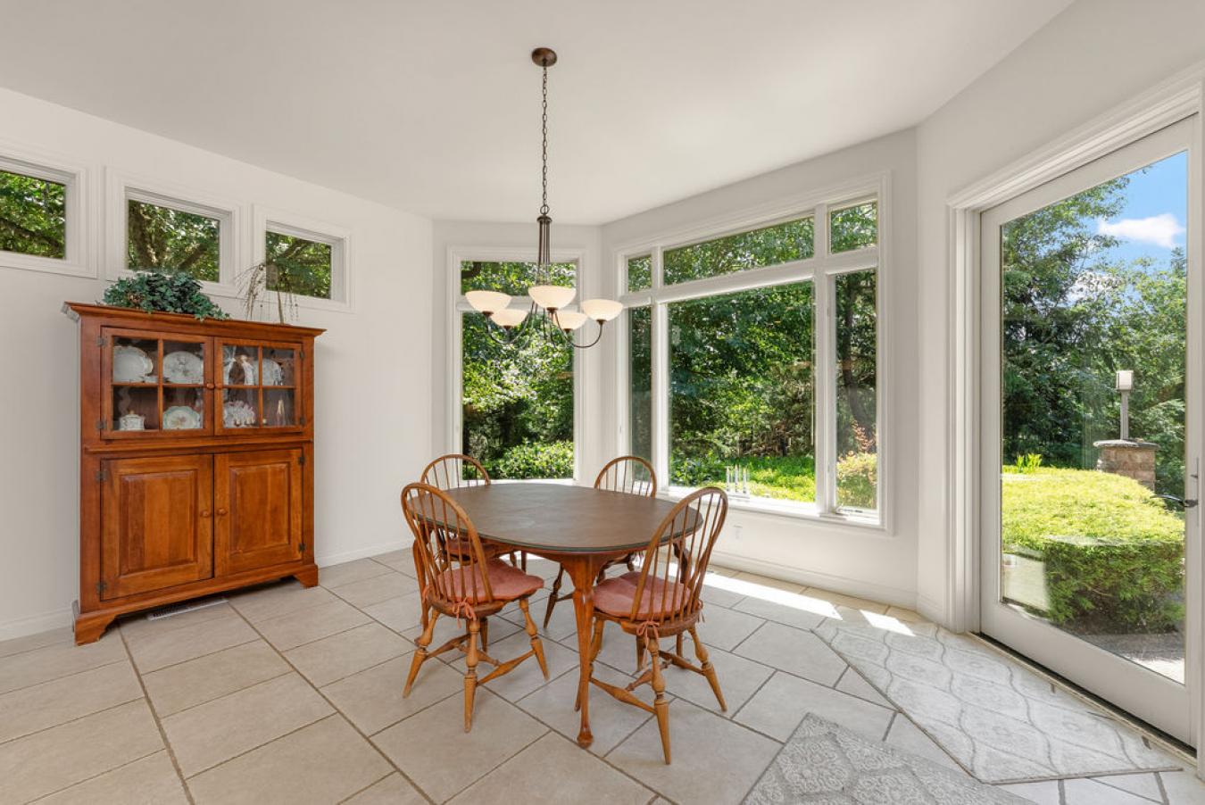 Roseburg, Oregon, 97471, United States, 1 Bedroom Bedrooms, ,2 BathroomsBathrooms,Residential,For Sale,1899096