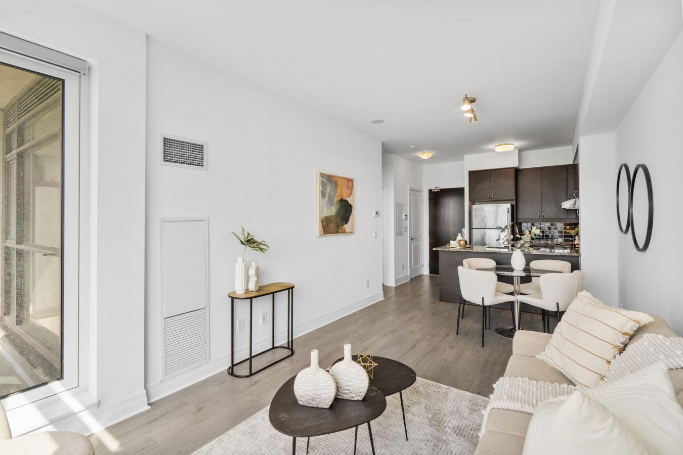 Markham, ON, L6G0E3, Canada, 1 Bedroom Bedrooms, ,1 BathroomBathrooms,Residential,For Sale,1899089
