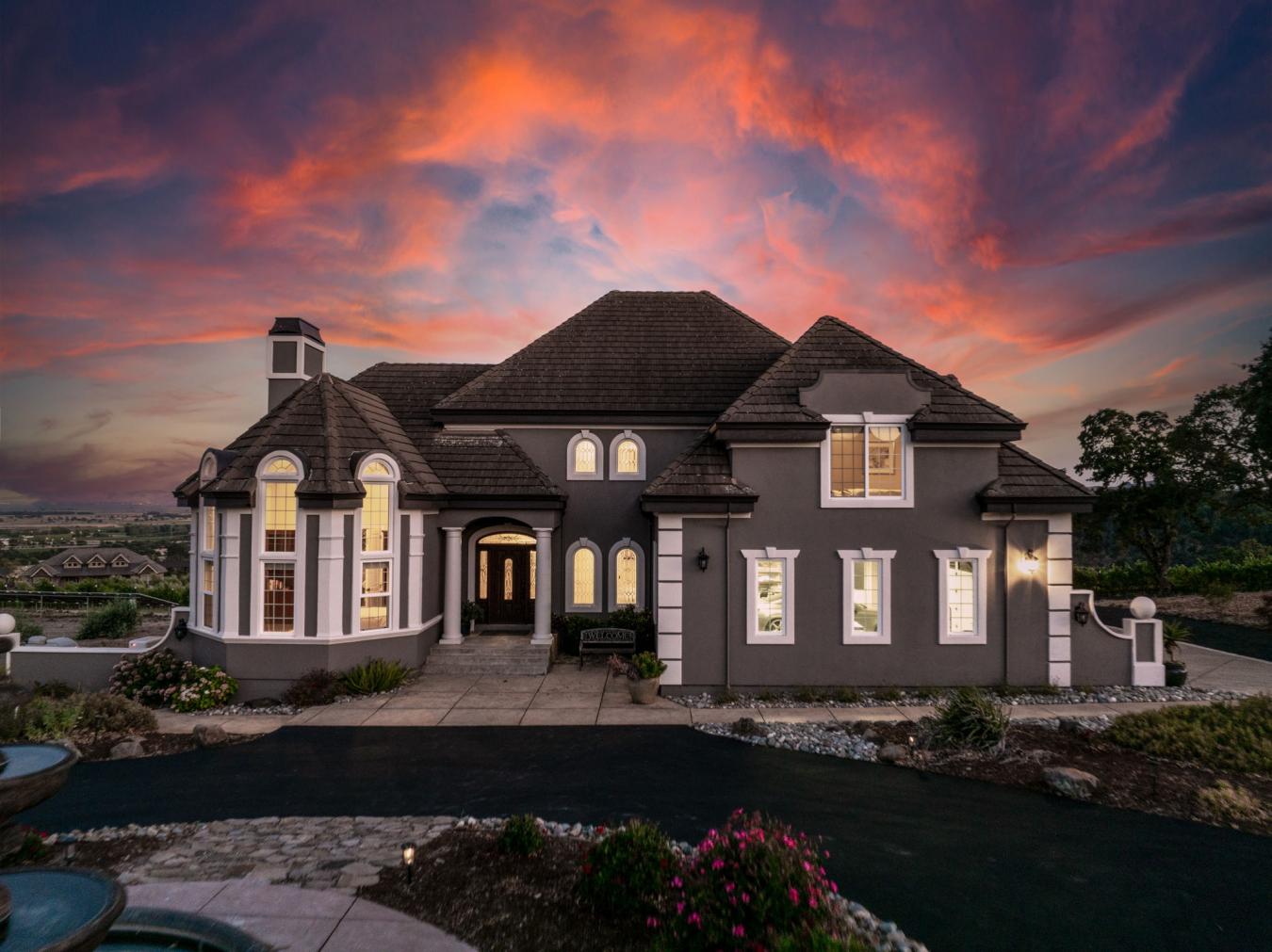 Fairfield, Solano, 94534, United States, 5 Bedrooms Bedrooms, ,4 BathroomsBathrooms,Residential,For Sale,1899086