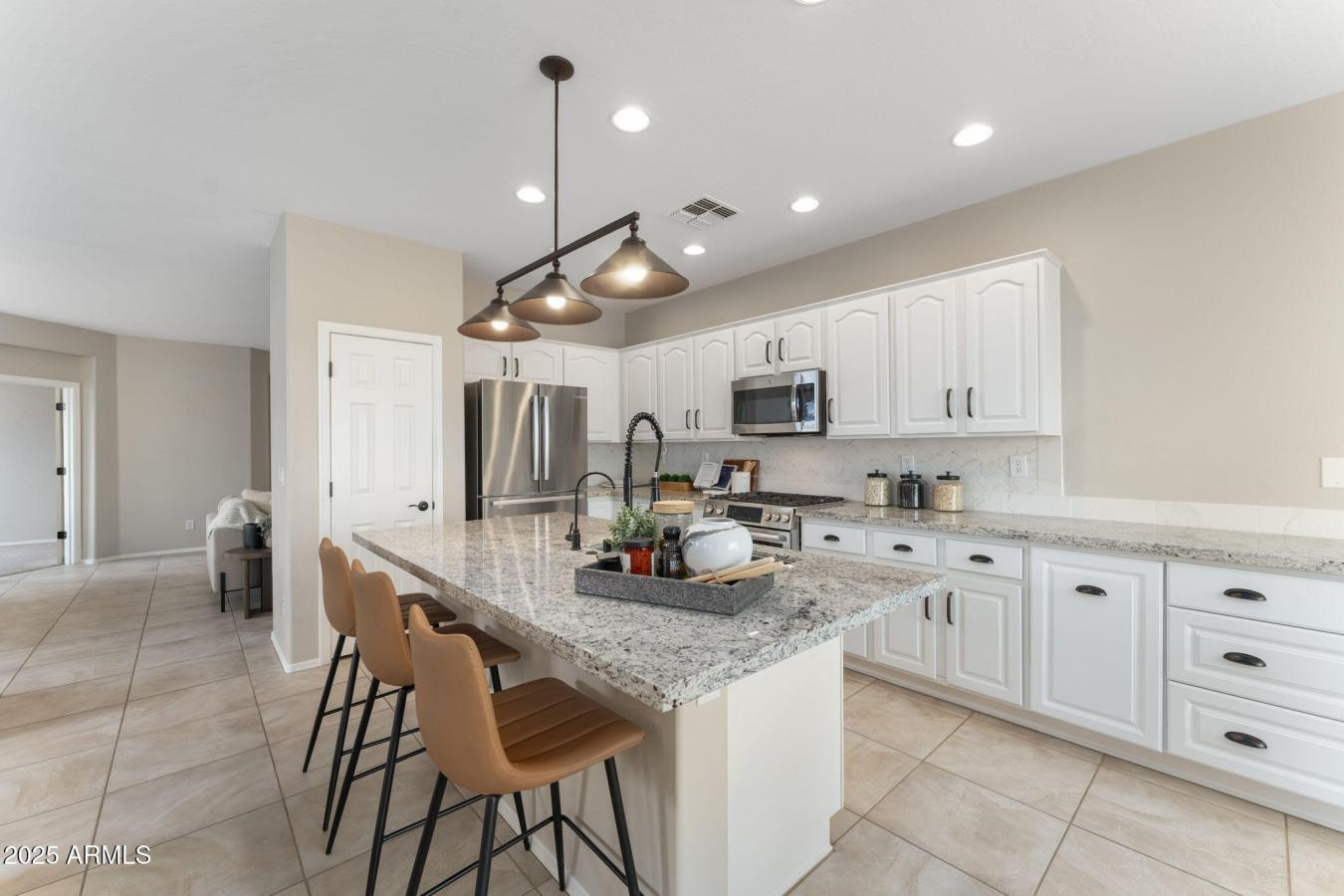 Anthem, Maricopa, 85086, United States, 3 Bedrooms Bedrooms, ,2 BathroomsBathrooms,Residential,For Sale,1899085