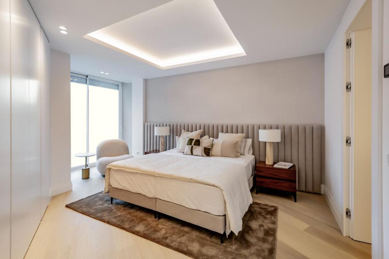 Madrid, 28006, Spain, 3 Bedrooms Bedrooms, ,3 BathroomsBathrooms,Residential,For Sale,1899081