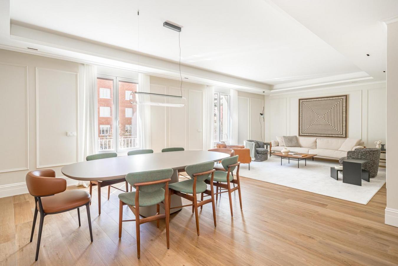 Madrid, Madrid, 28006, Spain, 5 Bedrooms Bedrooms, ,5 BathroomsBathrooms,Residential,For Sale,1899079