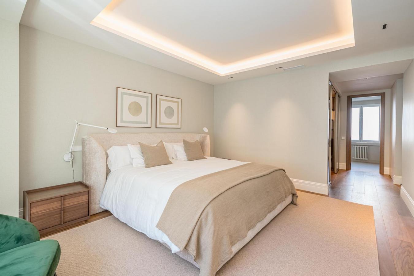 Madrid, Madrid, 28006, Spain, 5 Bedrooms Bedrooms, ,5 BathroomsBathrooms,Residential,For Sale,1899079