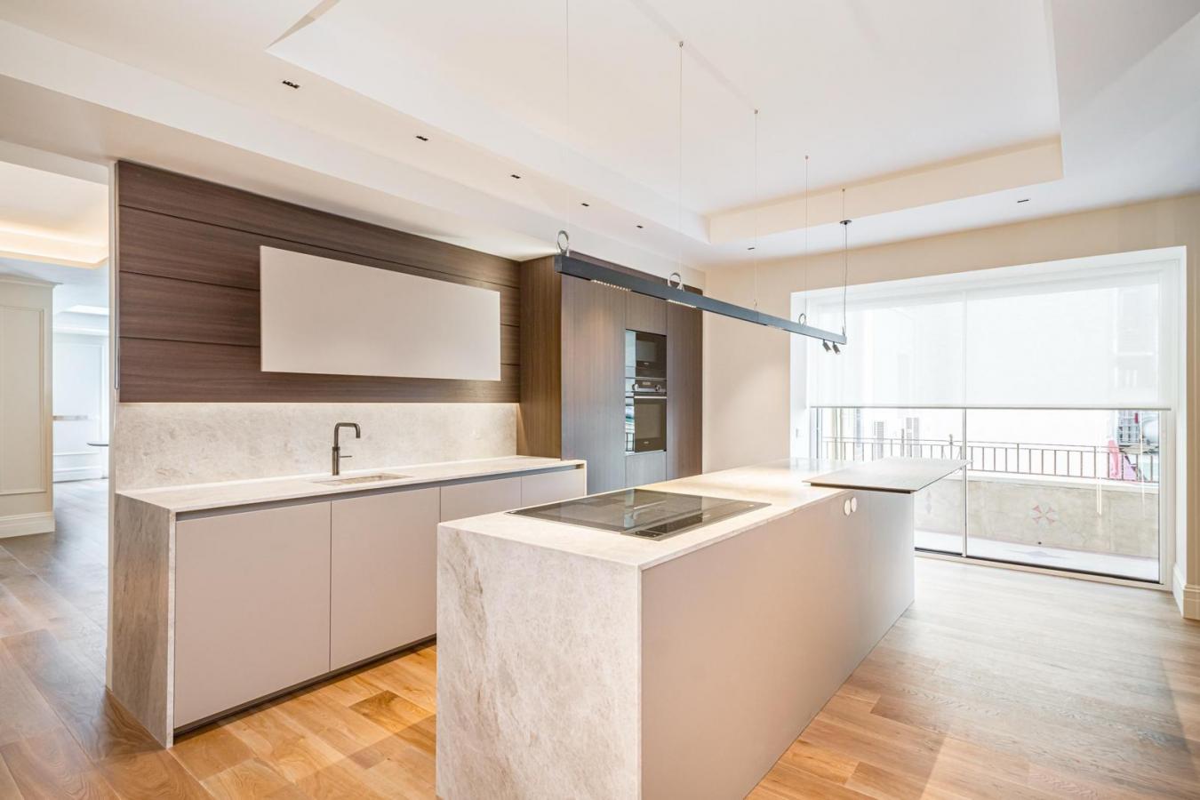 Madrid, Madrid, 28006, Spain, 5 Bedrooms Bedrooms, ,5 BathroomsBathrooms,Residential,For Sale,1899079