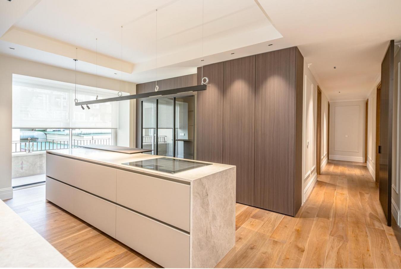 Madrid, Madrid, 28006, Spain, 5 Bedrooms Bedrooms, ,5 BathroomsBathrooms,Residential,For Sale,1899079