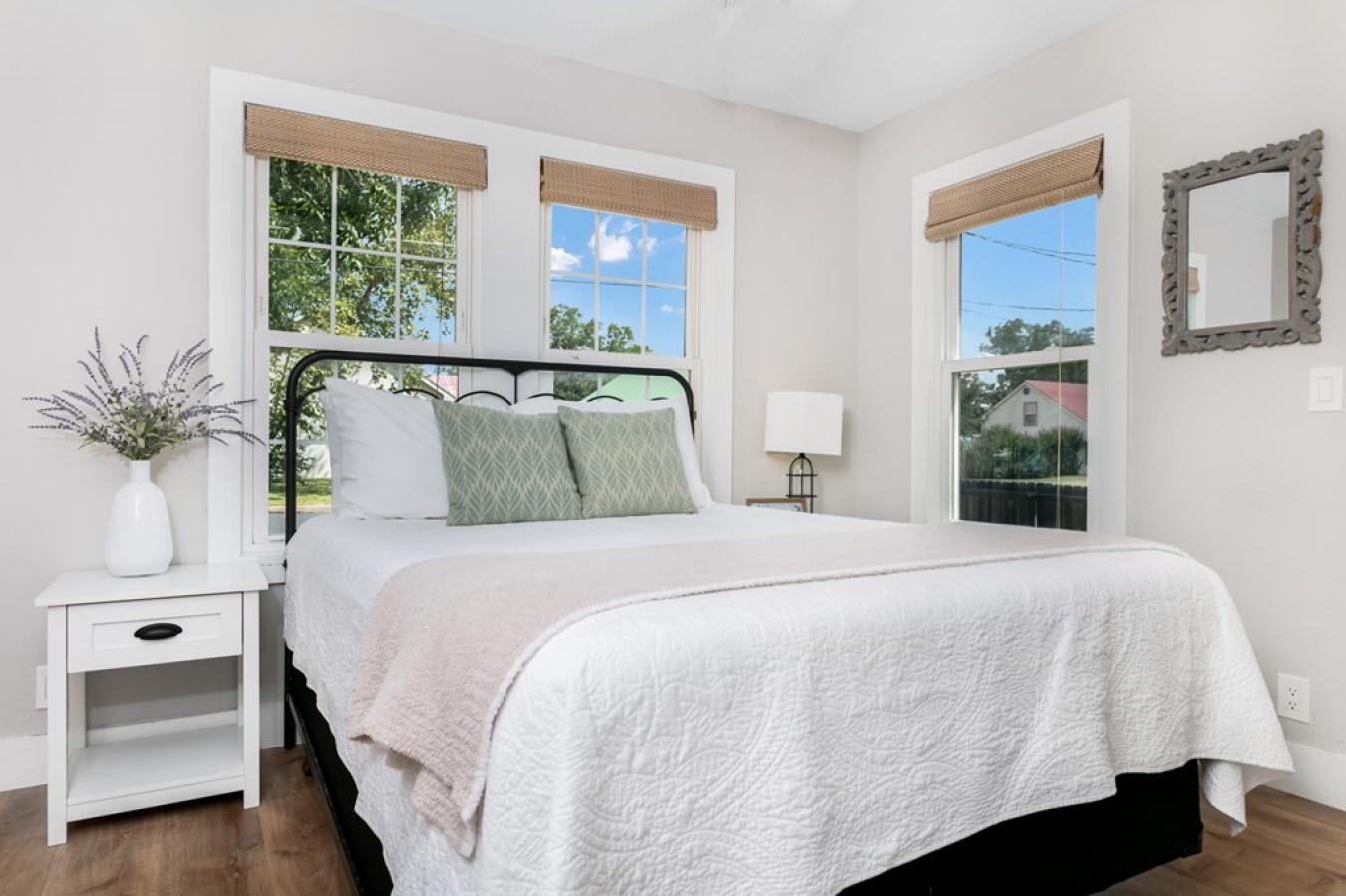 Fredericksburg, Gillespie, 78624, United States, 2 Bedrooms Bedrooms, ,1 BathroomBathrooms,Residential,For Sale,1900108