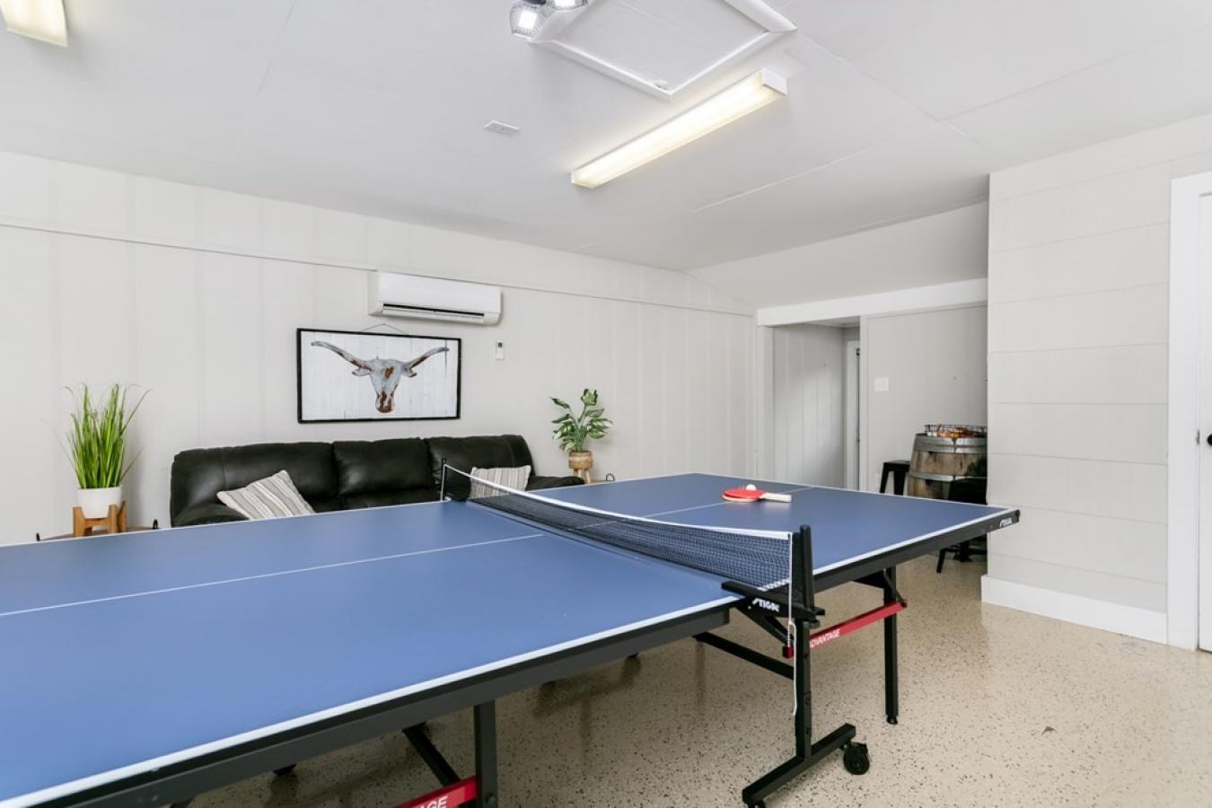 Fredericksburg, Gillespie, 78624, United States, 2 Bedrooms Bedrooms, ,1 BathroomBathrooms,Residential,For Sale,1900108