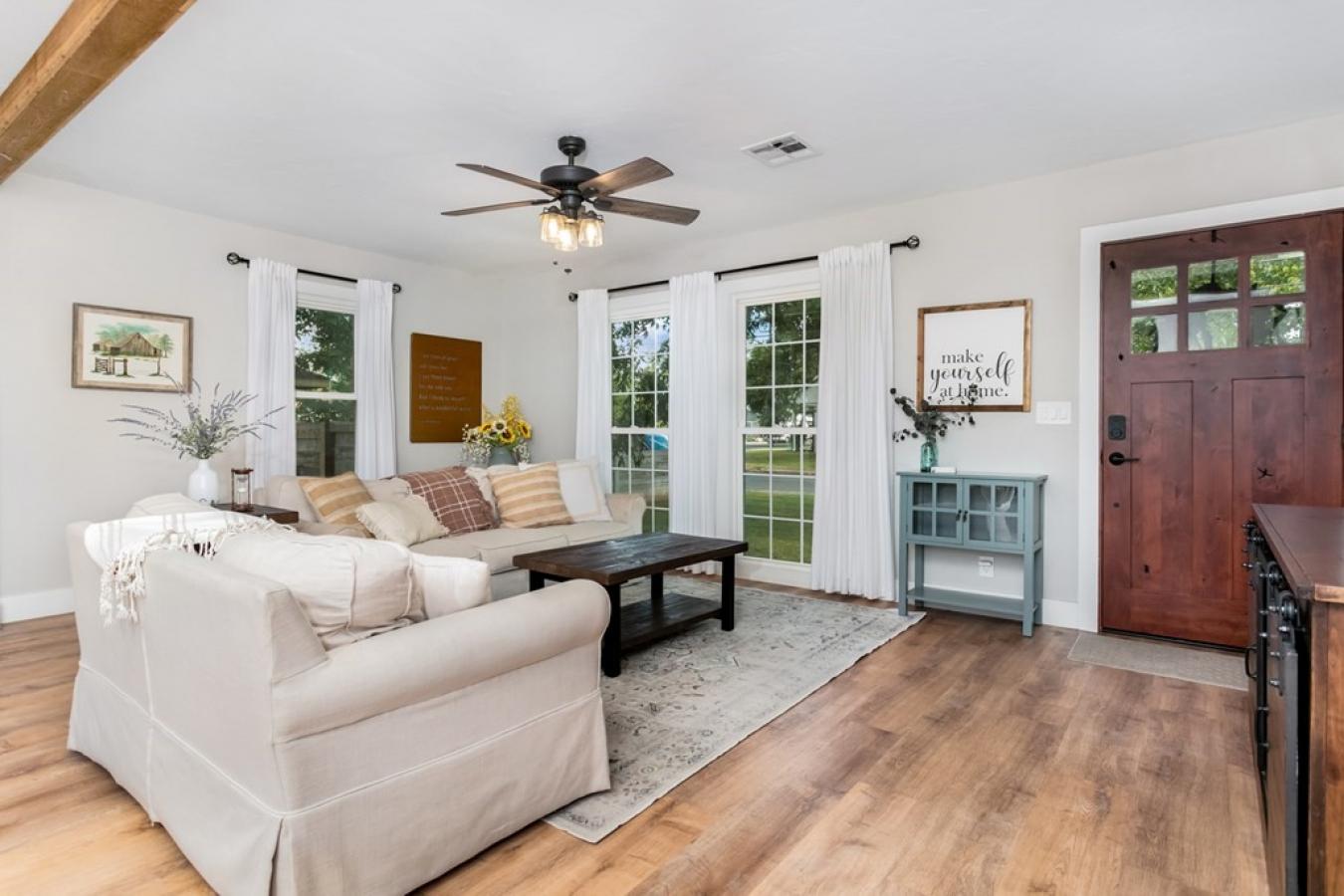 Fredericksburg, Gillespie, 78624, United States, 2 Bedrooms Bedrooms, ,1 BathroomBathrooms,Residential,For Sale,1900108