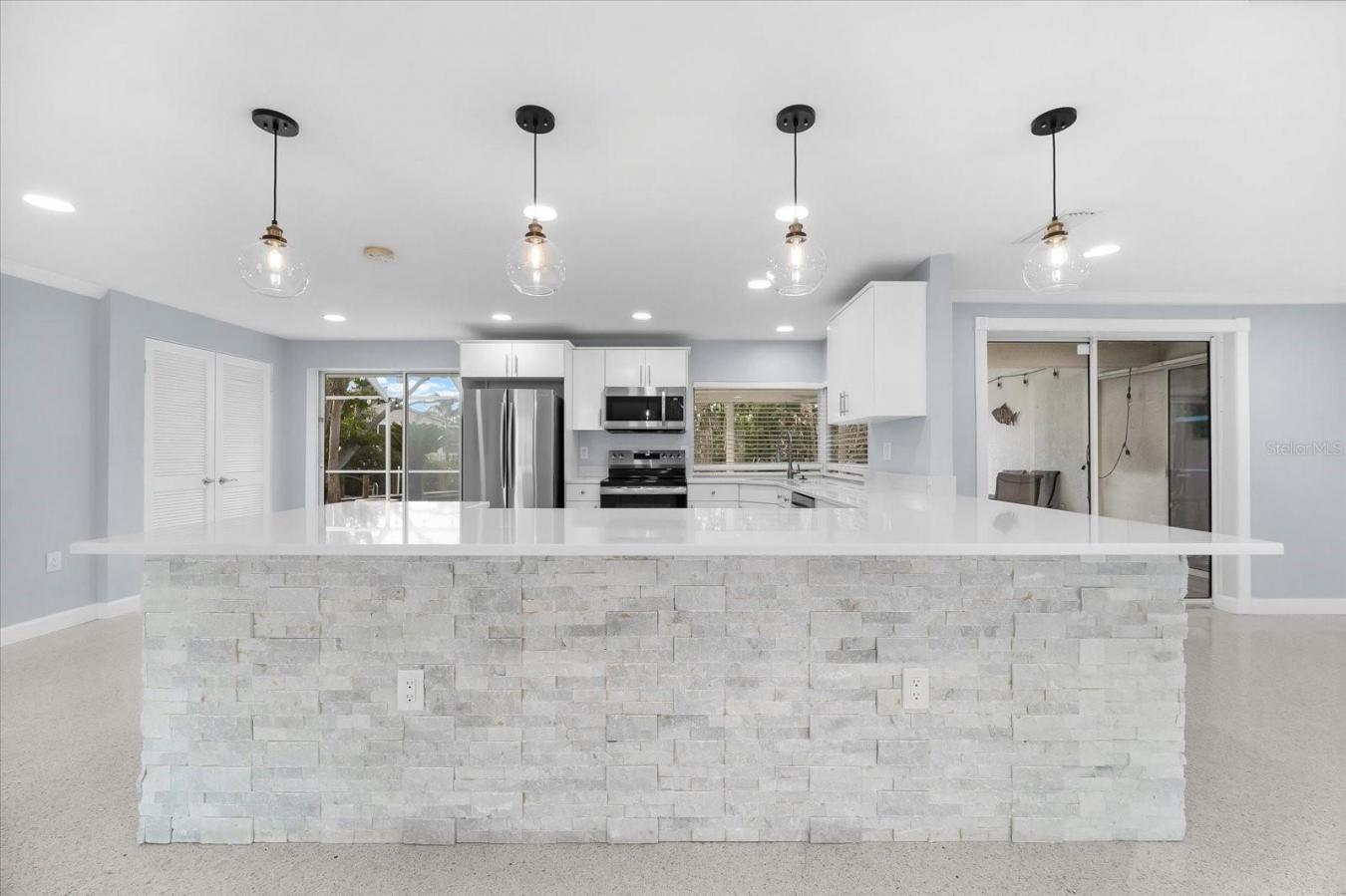 LONGBOAT KEY, Manatee, 34228, United States, 3 Bedrooms Bedrooms, ,2 BathroomsBathrooms,Residential,For Sale,1900105