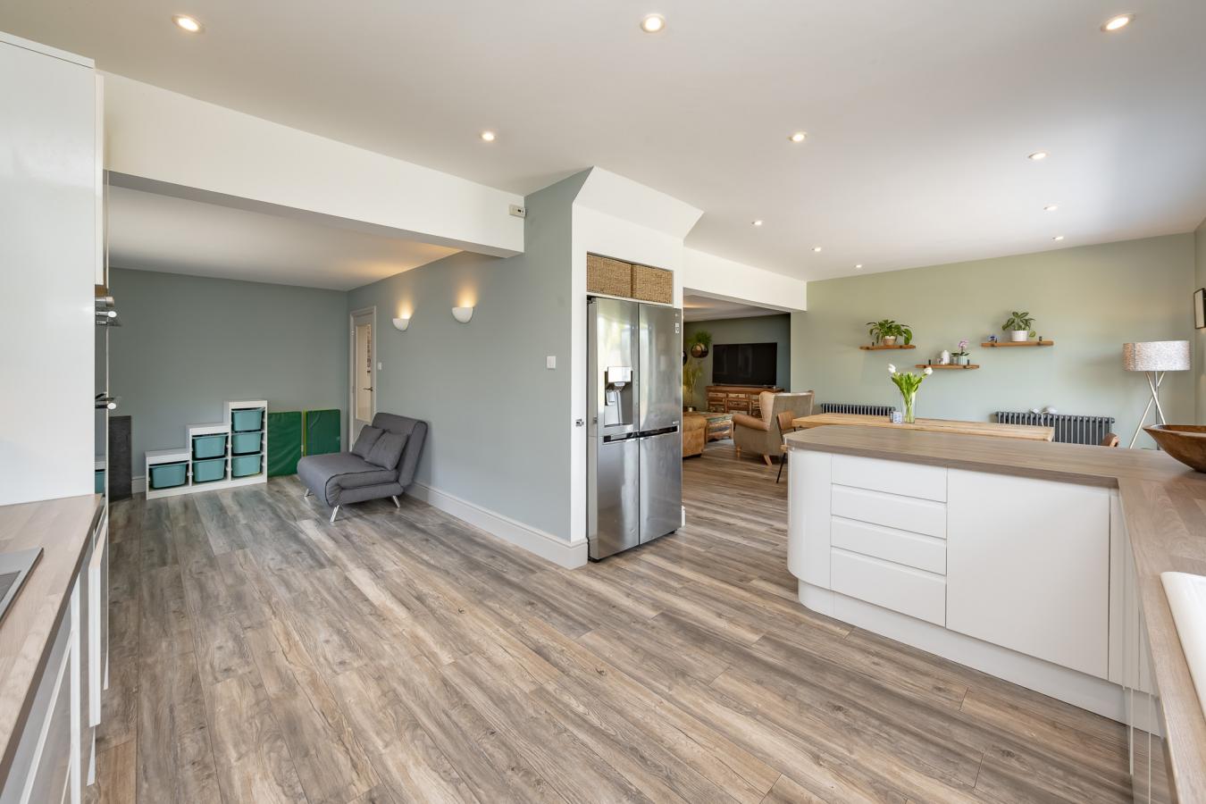 Tonbridge, Kent, TN11 9DR, United Kingdom, 5 Bedrooms Bedrooms, ,3 BathroomsBathrooms,Residential,For Sale,1900103