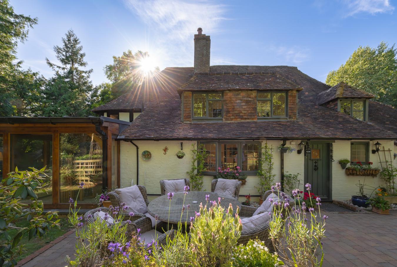 Ashford, Kent, TN27 0ED, United Kingdom, 5 Bedrooms Bedrooms, ,4 BathroomsBathrooms,Residential,For Sale,1900102