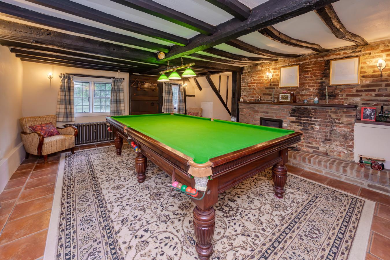 Ashford, Kent, TN27 0ED, United Kingdom, 5 Bedrooms Bedrooms, ,4 BathroomsBathrooms,Residential,For Sale,1900102