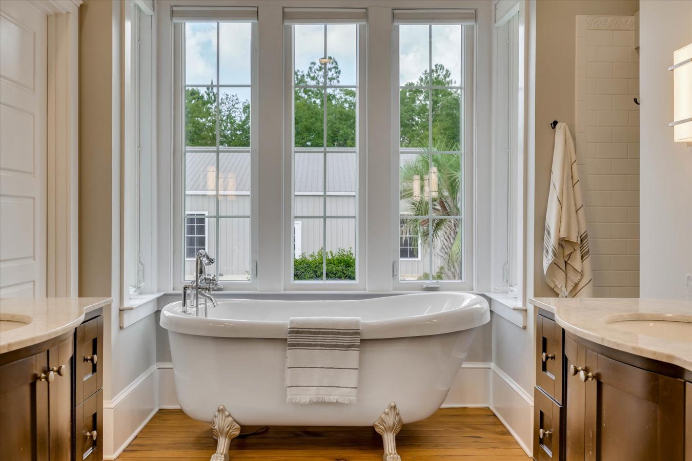 Windsor, Aiken, 29856, United States, 4 Bedrooms Bedrooms, ,3 BathroomsBathrooms,Residential,For Sale,1900330