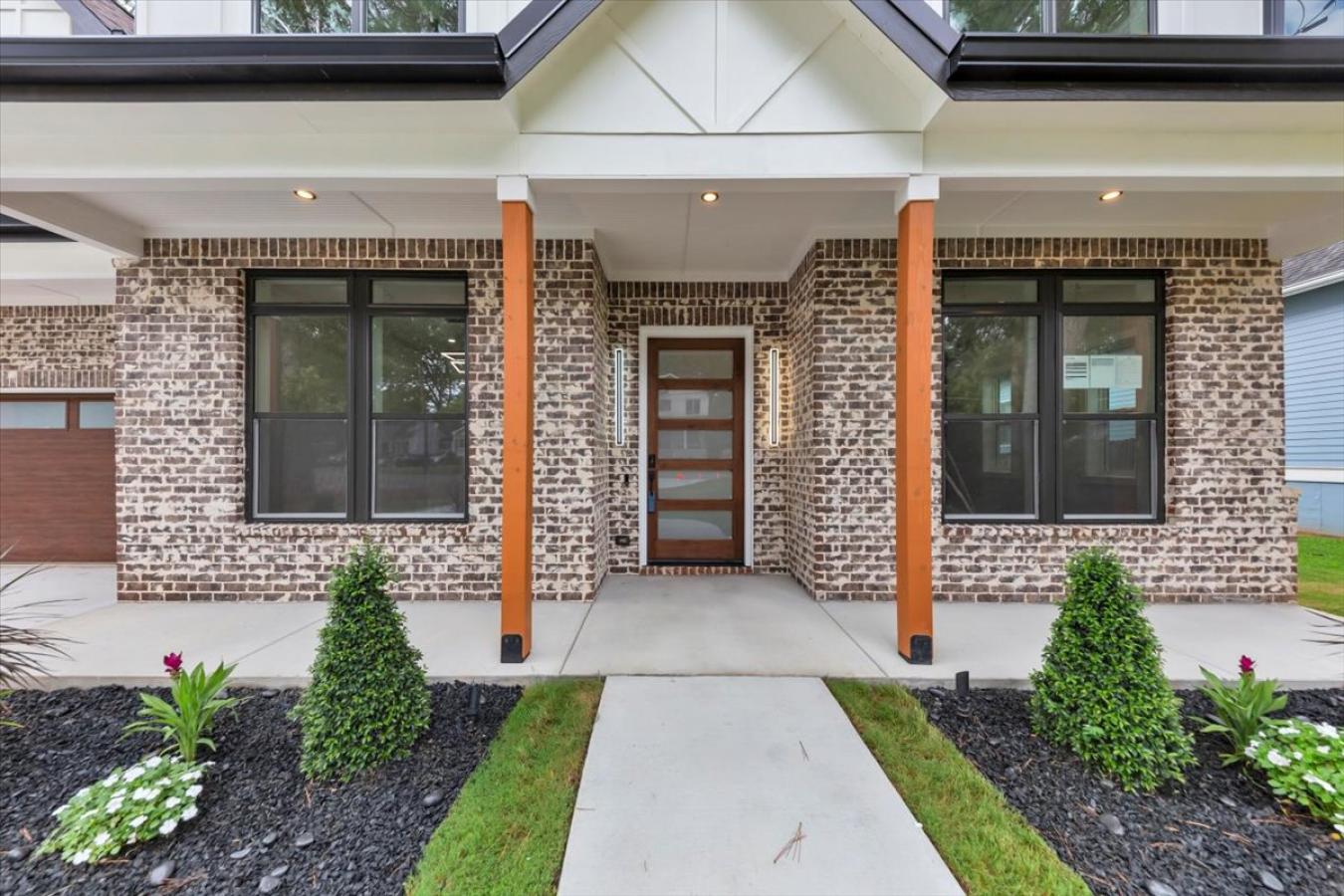 Atlanta, DeKalb, 30317, United States, 5 Bedrooms Bedrooms, ,4 BathroomsBathrooms,Residential,For Sale,1900098