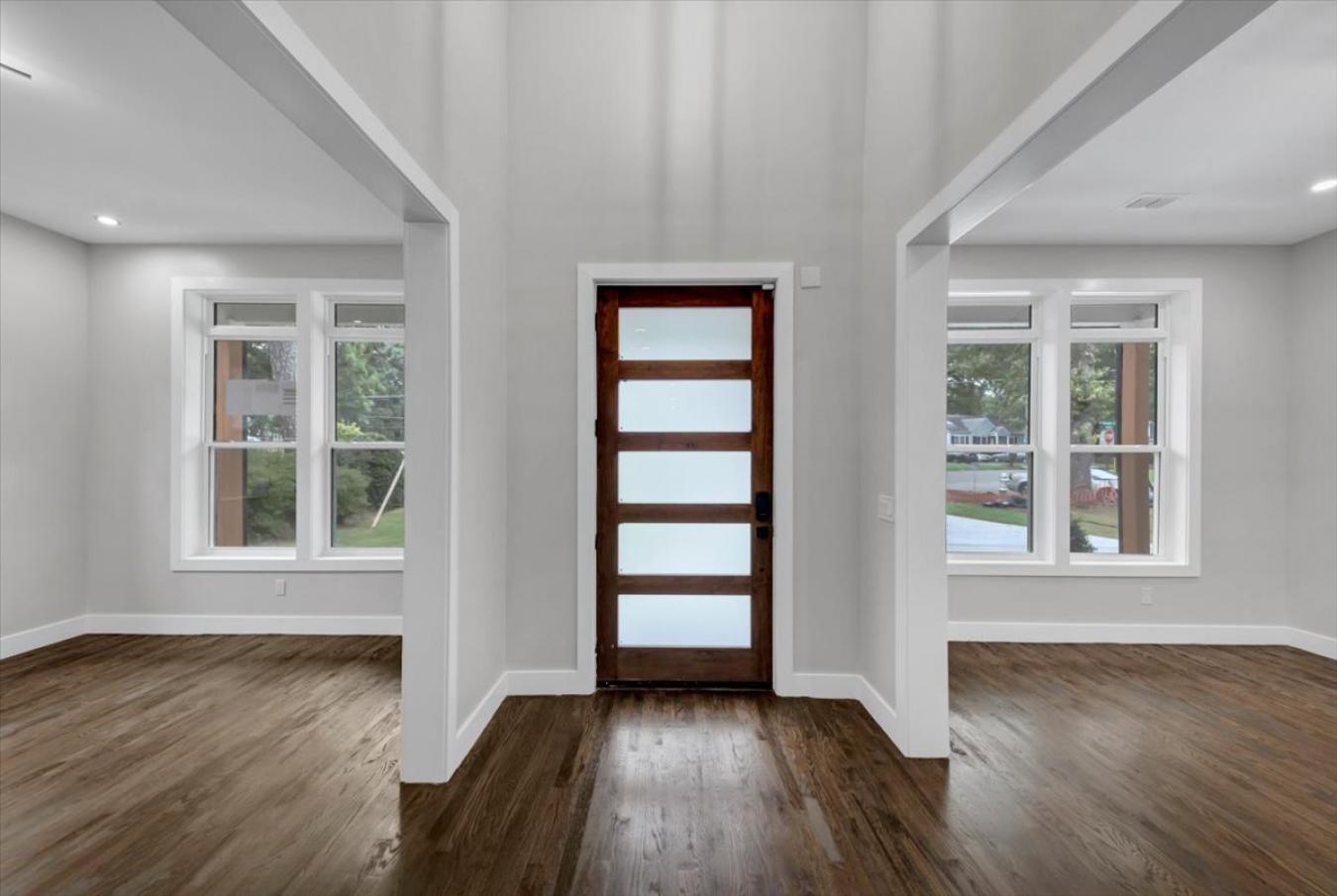 Atlanta, DeKalb, 30317, United States, 5 Bedrooms Bedrooms, ,4 BathroomsBathrooms,Residential,For Sale,1900098
