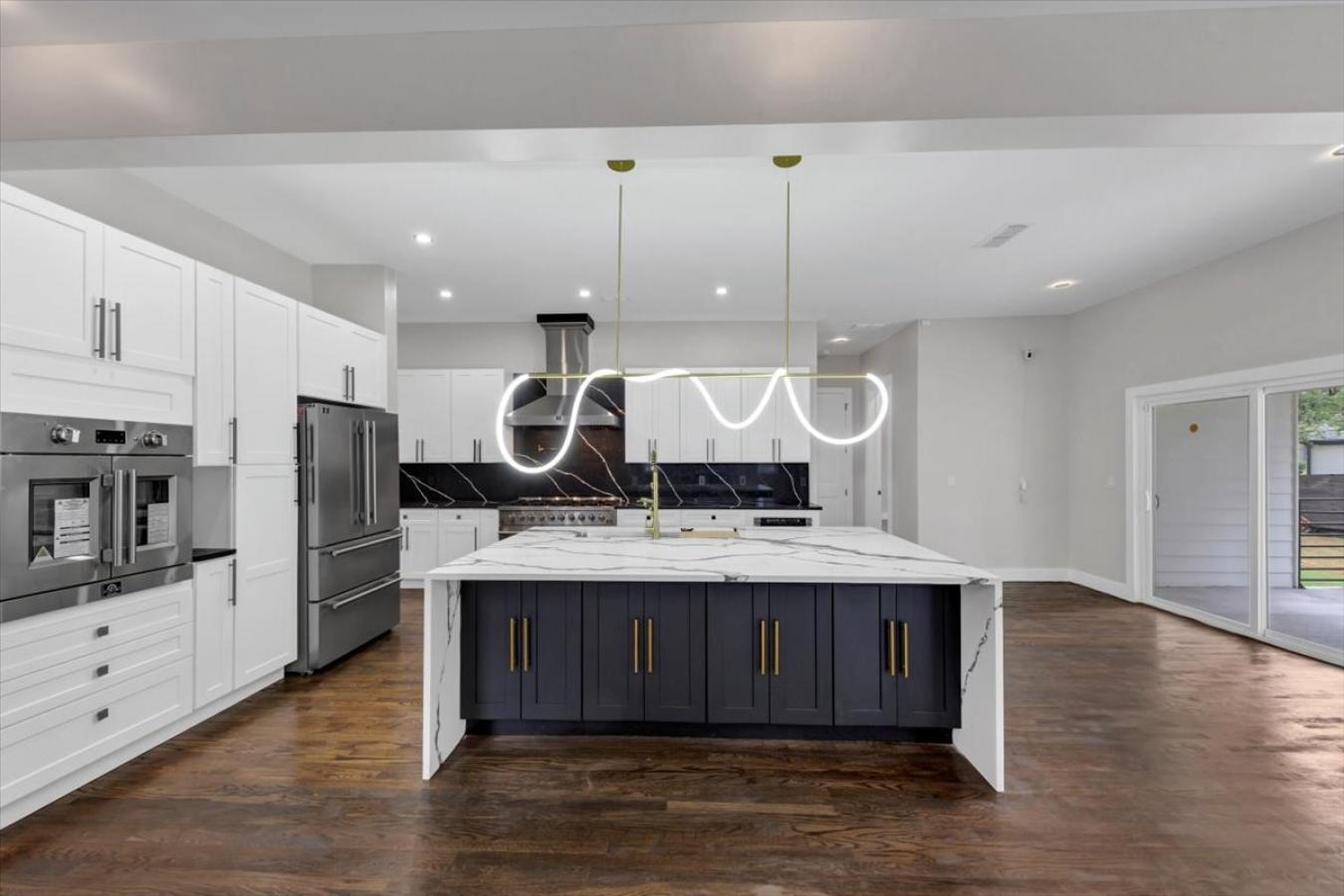 Atlanta, DeKalb, 30317, United States, 5 Bedrooms Bedrooms, ,4 BathroomsBathrooms,Residential,For Sale,1900098