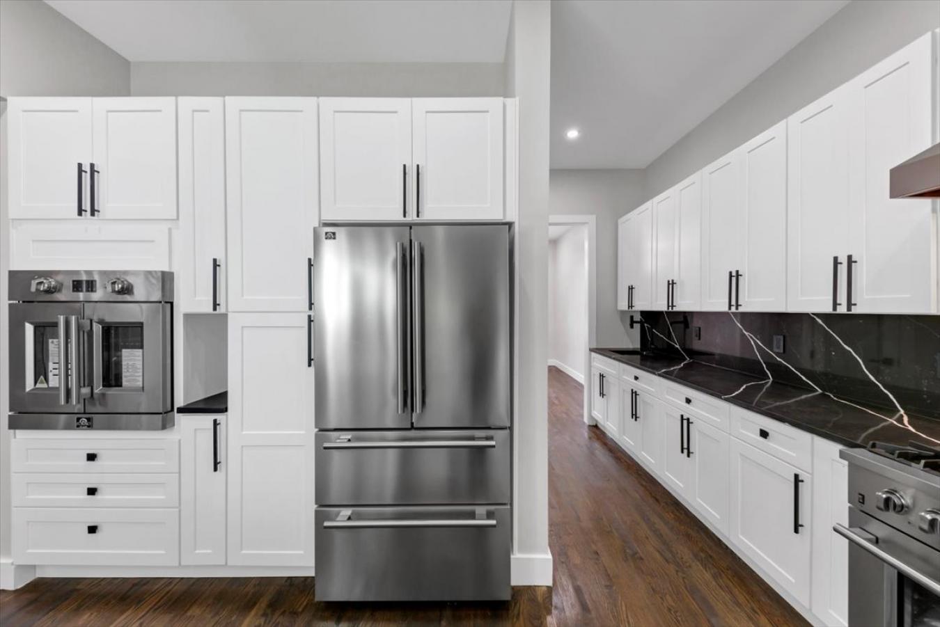 Atlanta, DeKalb, 30317, United States, 5 Bedrooms Bedrooms, ,4 BathroomsBathrooms,Residential,For Sale,1900098