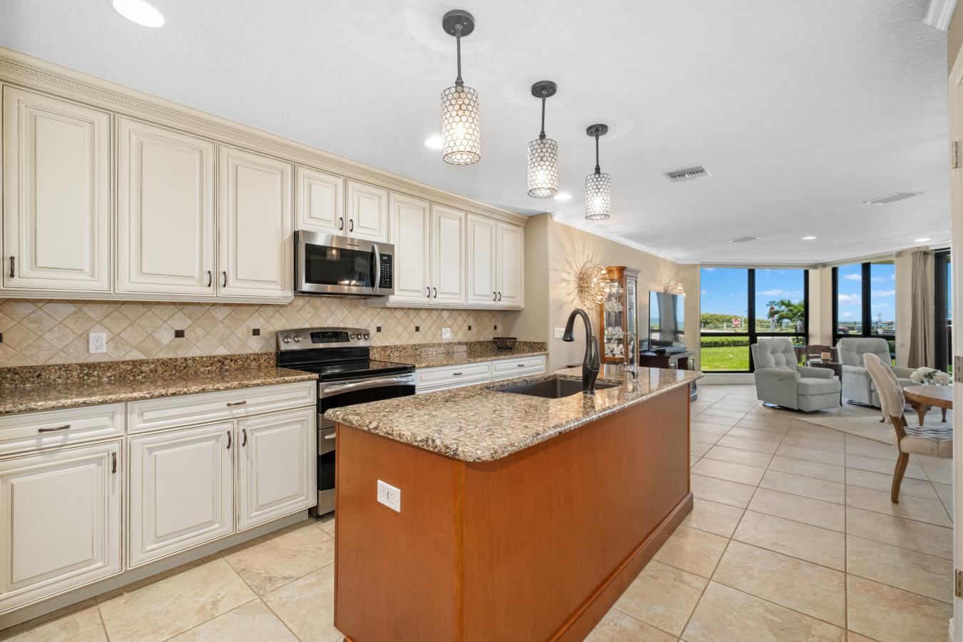 700 Wavecrest Avenue, Indialantic, Brevard, 32903, United States, 2 Bedrooms Bedrooms, ,2 BathroomsBathrooms,Residential,For Sale,700 Wavecrest Avenue,1052046