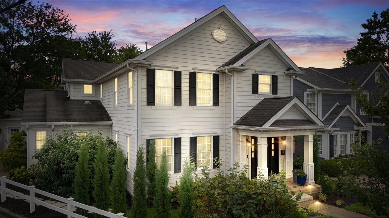 Ladue, St. Louis, 63124, United States, 3 Bedrooms Bedrooms, ,2 BathroomsBathrooms,Residential,For Sale,1900094