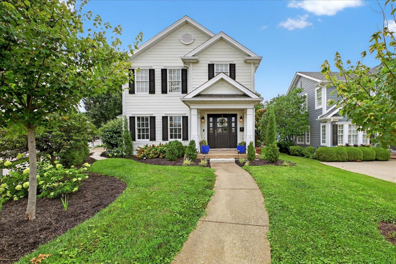 Ladue, St. Louis, 63124, United States, 3 Bedrooms Bedrooms, ,2 BathroomsBathrooms,Residential,For Sale,1900094