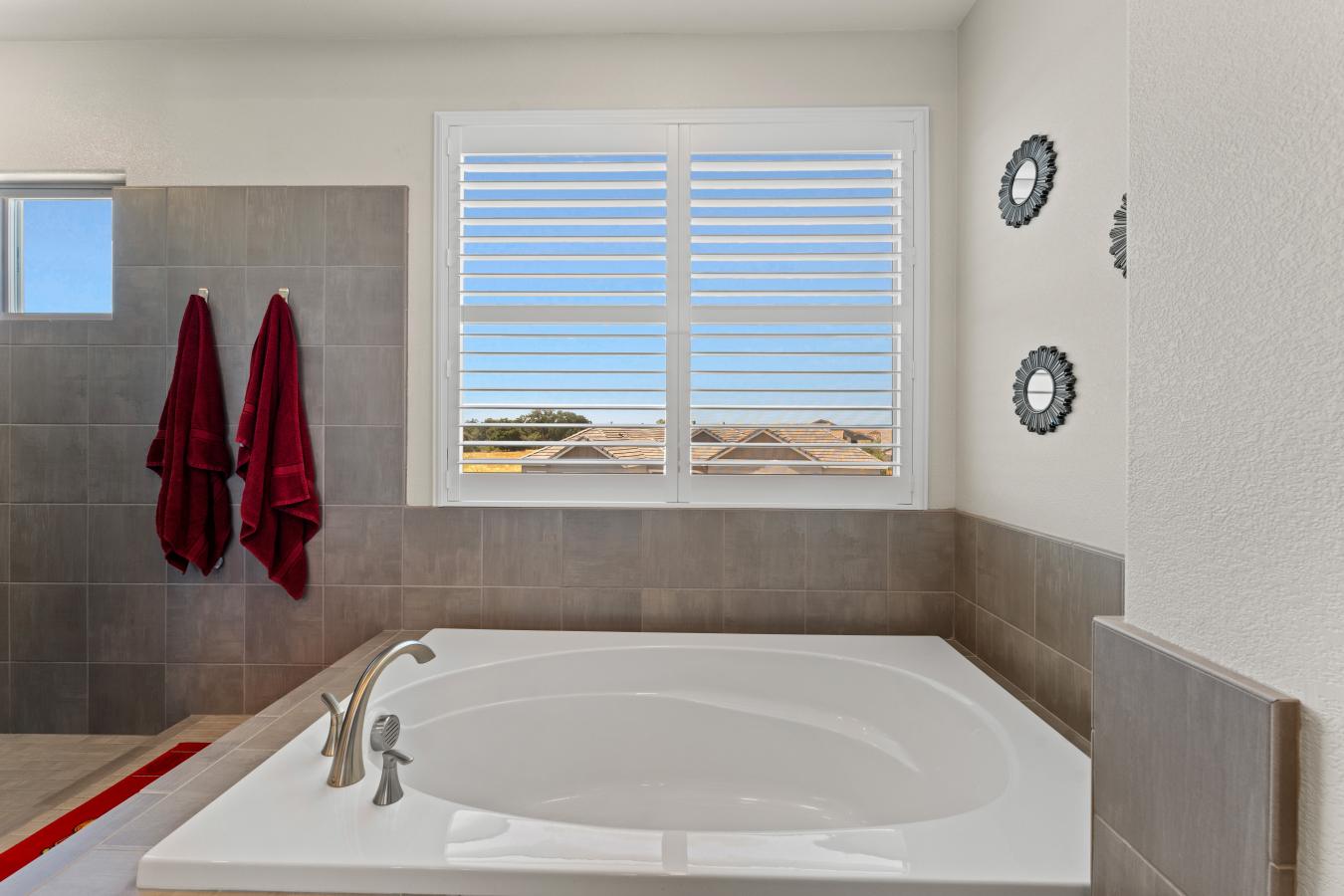 Roseville, Placer, 95747, United States, 5 Bedrooms Bedrooms, ,4 BathroomsBathrooms,Residential,For Sale,1900092