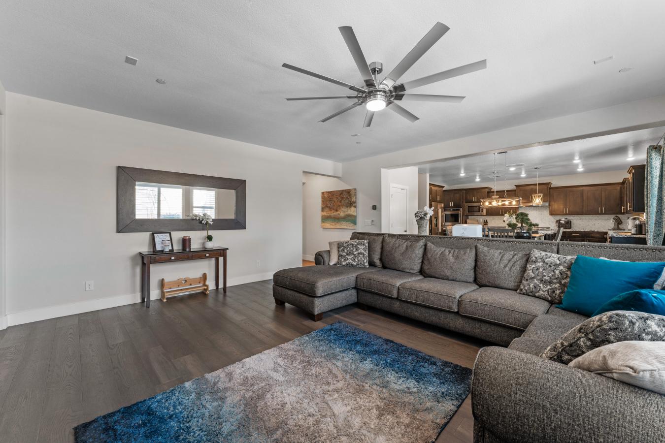 Roseville, Placer, 95747, United States, 5 Bedrooms Bedrooms, ,4 BathroomsBathrooms,Residential,For Sale,1900092