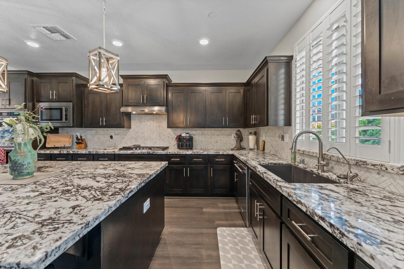 Roseville, Placer, 95747, United States, 5 Bedrooms Bedrooms, ,4 BathroomsBathrooms,Residential,For Sale,1900092