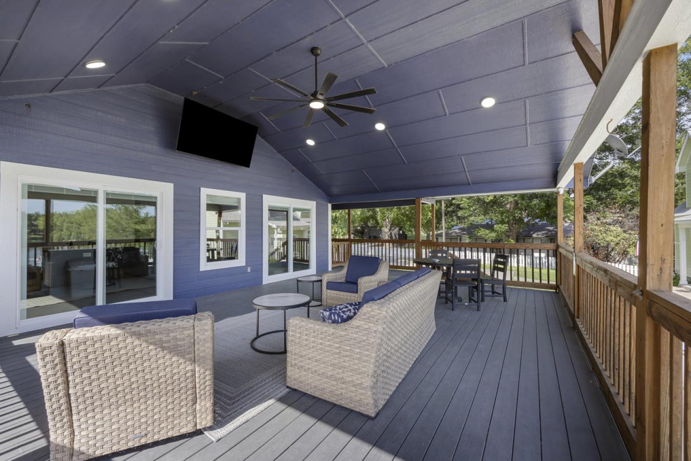 Kingsland, Llano, 78639, United States, 4 Bedrooms Bedrooms, ,3 BathroomsBathrooms,Residential,For Sale,1900086