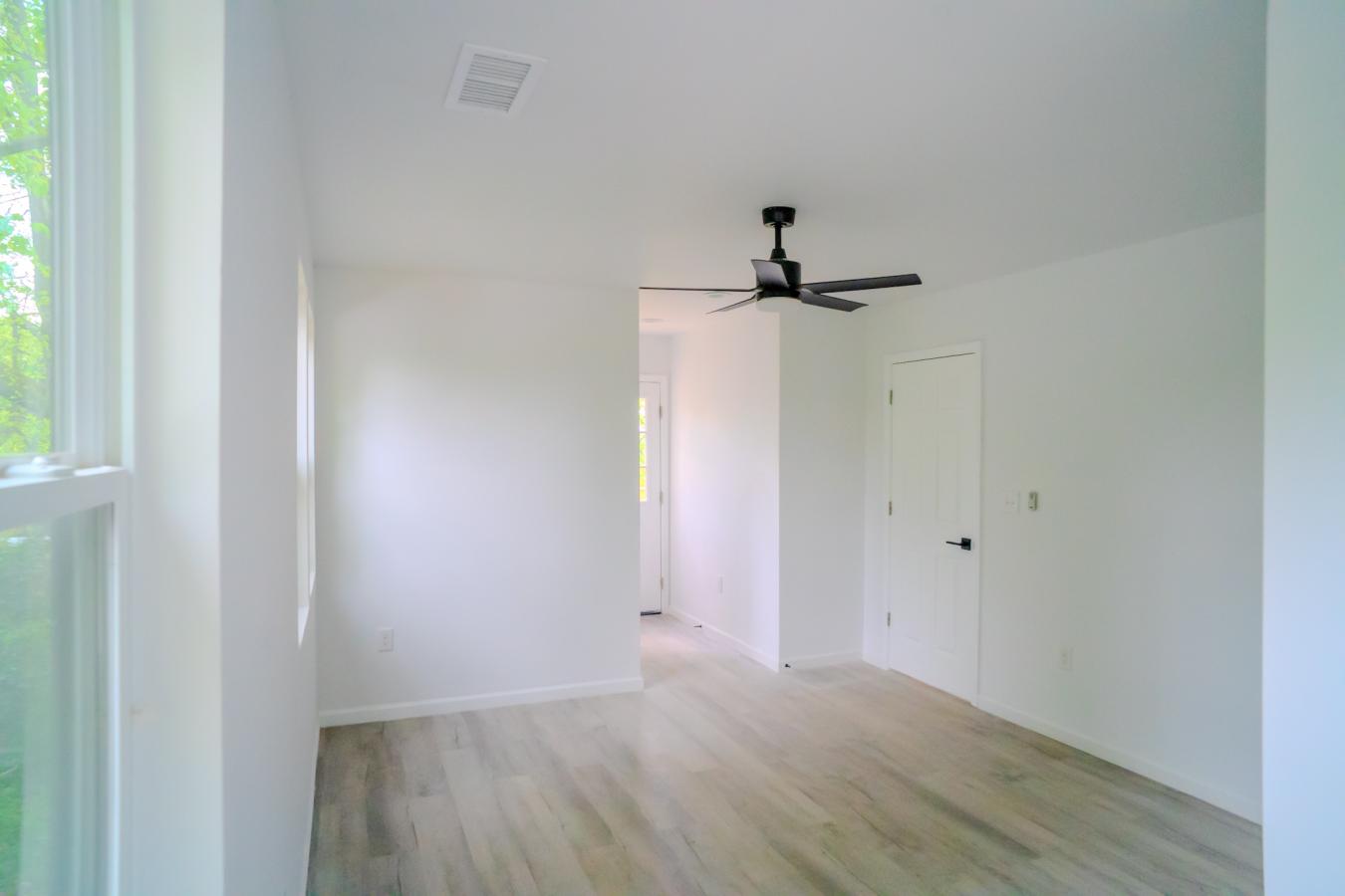 Charlotte, North Carolina, 28216, United States, 4 Bedrooms Bedrooms, ,2 BathroomsBathrooms,Residential,For Sale,1900085