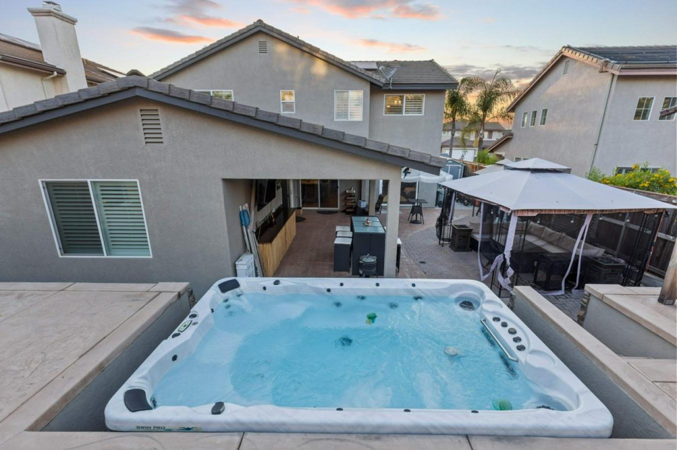 Chula Vista, California, 91913, United States, 6 Bedrooms Bedrooms, ,4 BathroomsBathrooms,Residential,For Sale,1900084