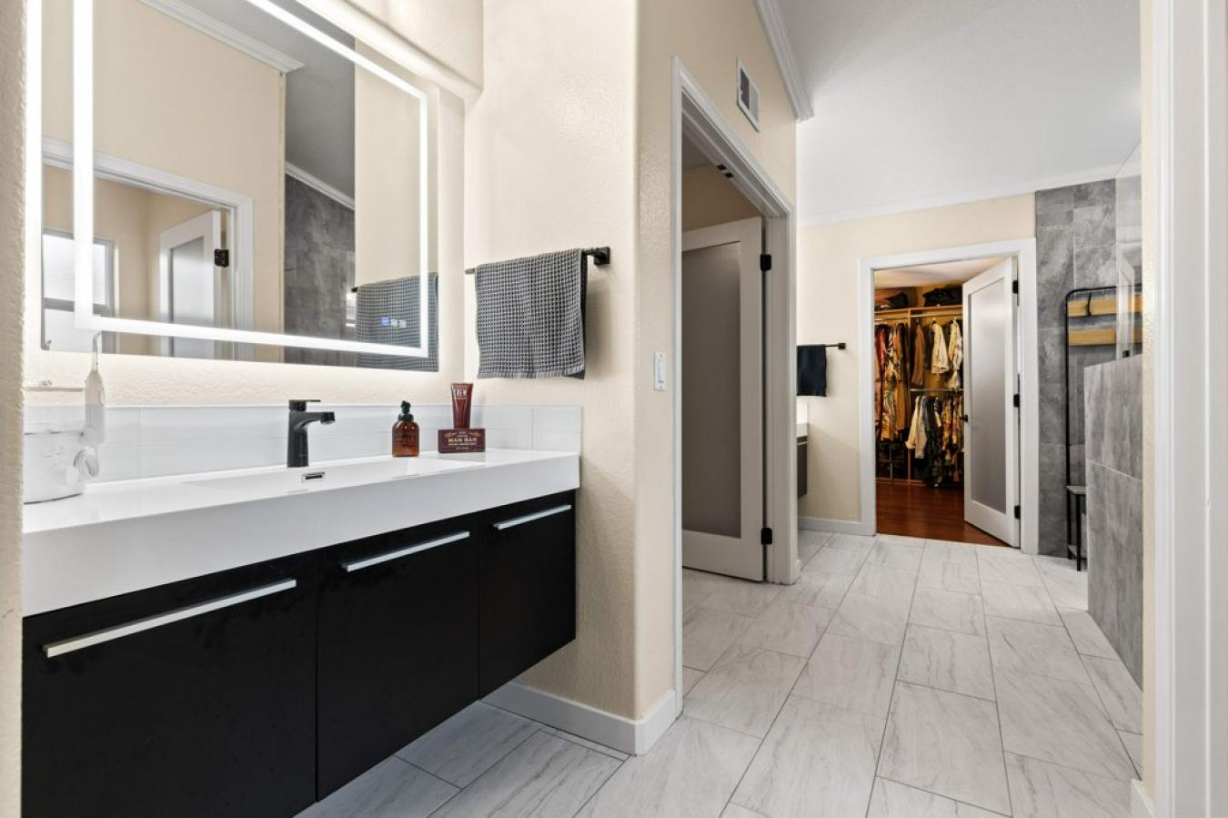 Chula Vista, California, 91913, United States, 6 Bedrooms Bedrooms, ,4 BathroomsBathrooms,Residential,For Sale,1900084