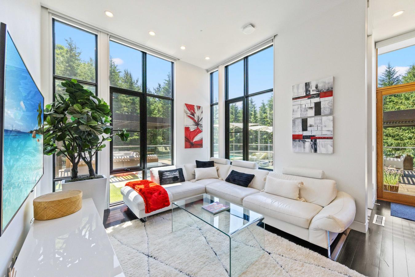 Uxbridge, ON, L0C 1A0, Canada, 6 Bedrooms Bedrooms, ,7 BathroomsBathrooms,Residential,For Sale,1900083