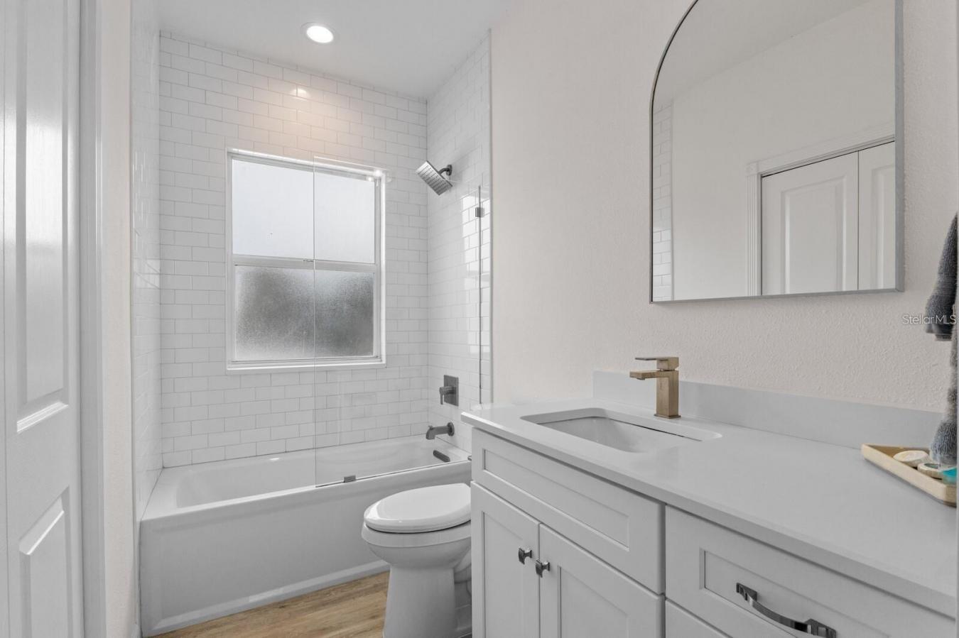 Anna Maria Islan, Manatee, 34206, United States, 5 Bedrooms Bedrooms, ,5 BathroomsBathrooms,Residential,For Sale,1900081