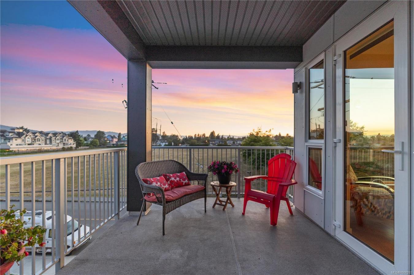 Sidney, Capital Regional District, V8L 2A4, Canada, 3 Bedrooms Bedrooms, ,2 BathroomsBathrooms,Residential,For Sale,1900080