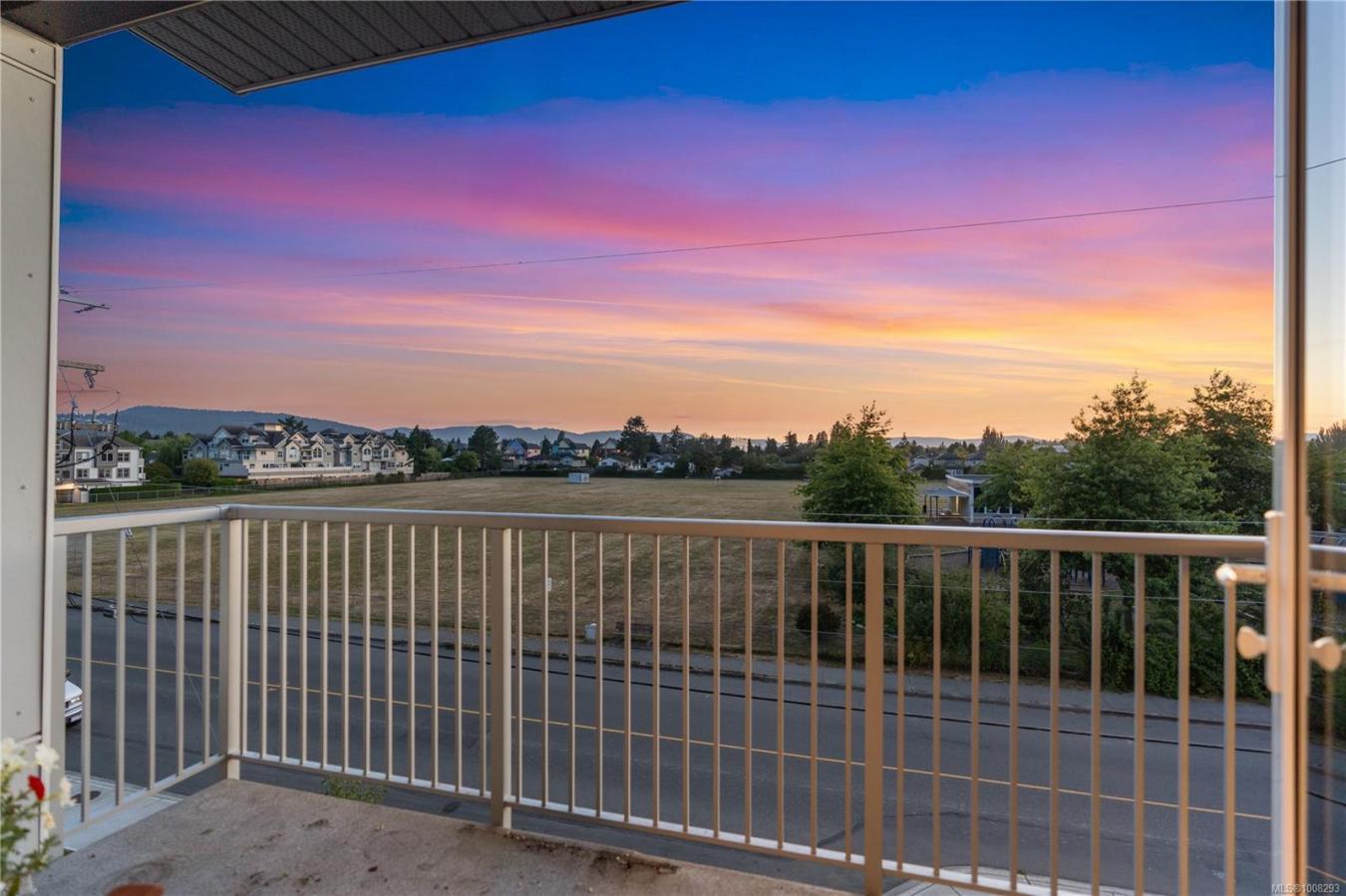 Sidney, Capital Regional District, V8L 2A4, Canada, 3 Bedrooms Bedrooms, ,2 BathroomsBathrooms,Residential,For Sale,1900080