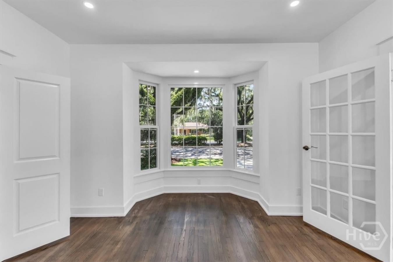 Savannah, Chatham, 31405, United States, 6 Bedrooms Bedrooms, ,5 BathroomsBathrooms,Residential,For Sale,1900325