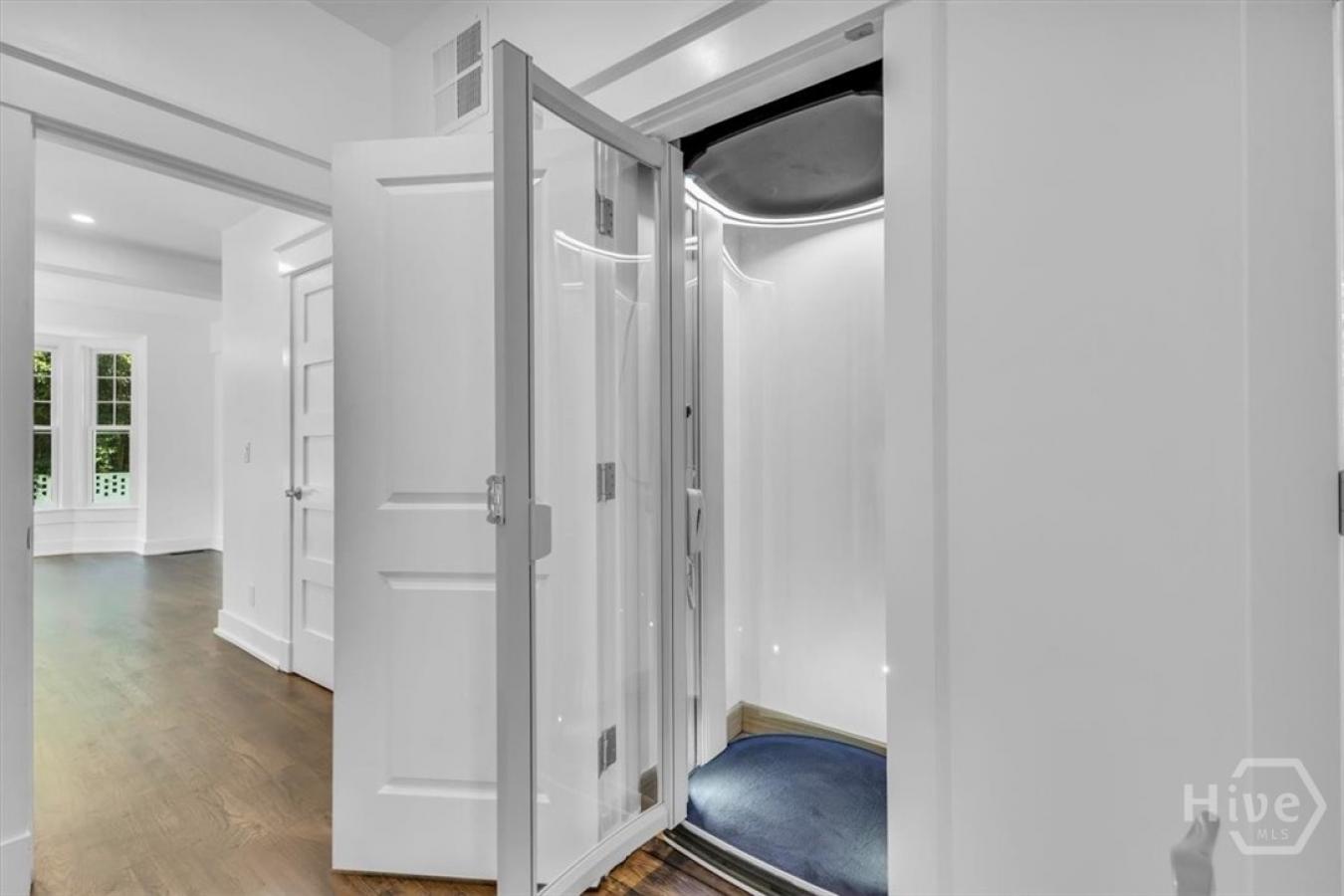 Savannah, Chatham, 31405, United States, 6 Bedrooms Bedrooms, ,5 BathroomsBathrooms,Residential,For Sale,1900325