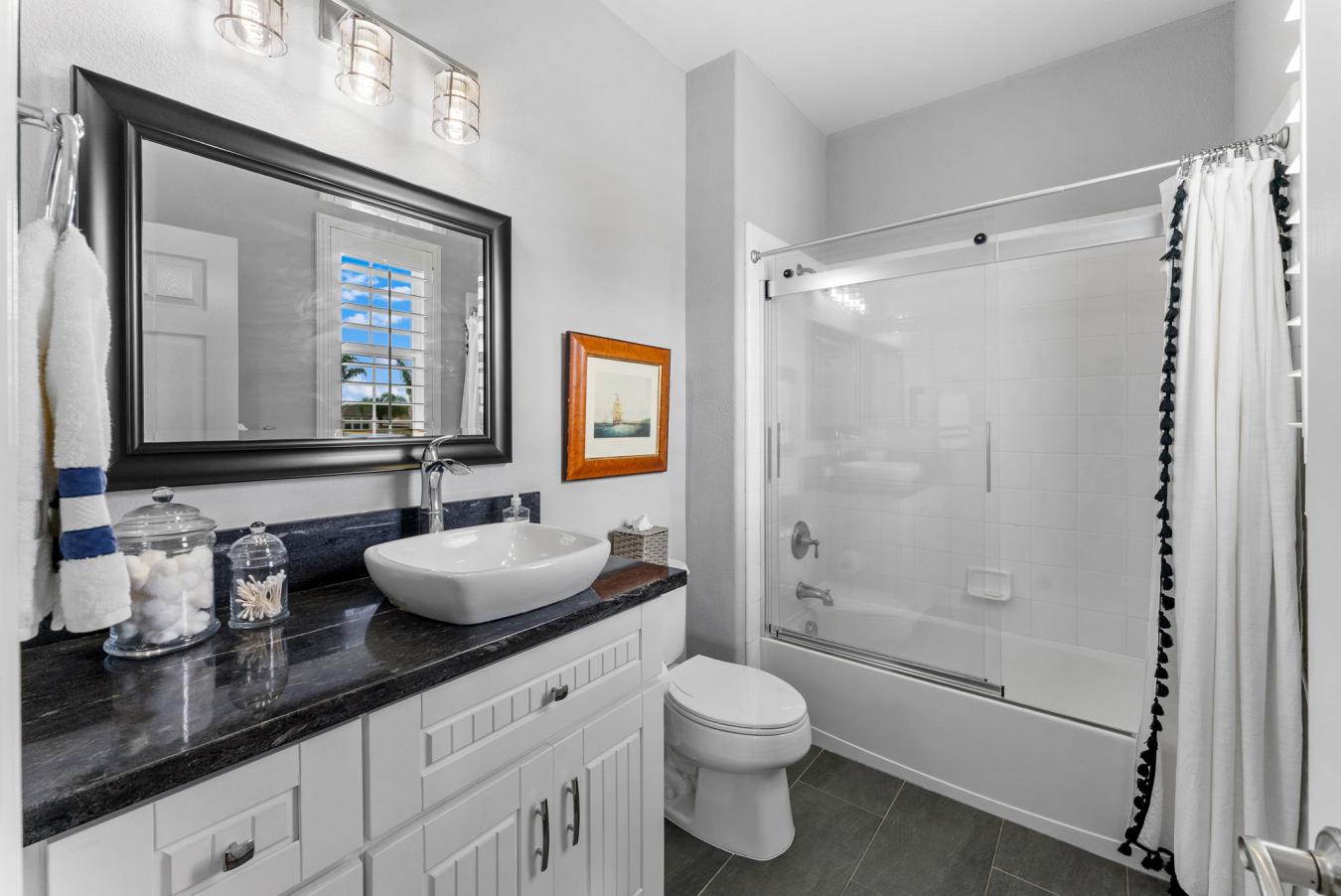 Carlsbad, San Diego, 92008, United States, 5 Bedrooms Bedrooms, ,4 BathroomsBathrooms,Residential,For Sale,1900324
