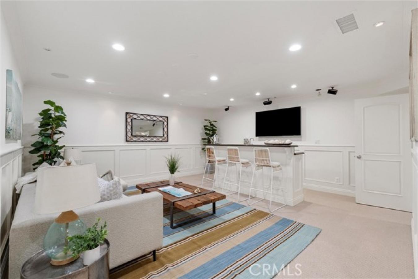 Manhattan Beach, Los Angeles, 90266, United States, 5 Bedrooms Bedrooms, ,5 BathroomsBathrooms,Residential,For Sale,1900323