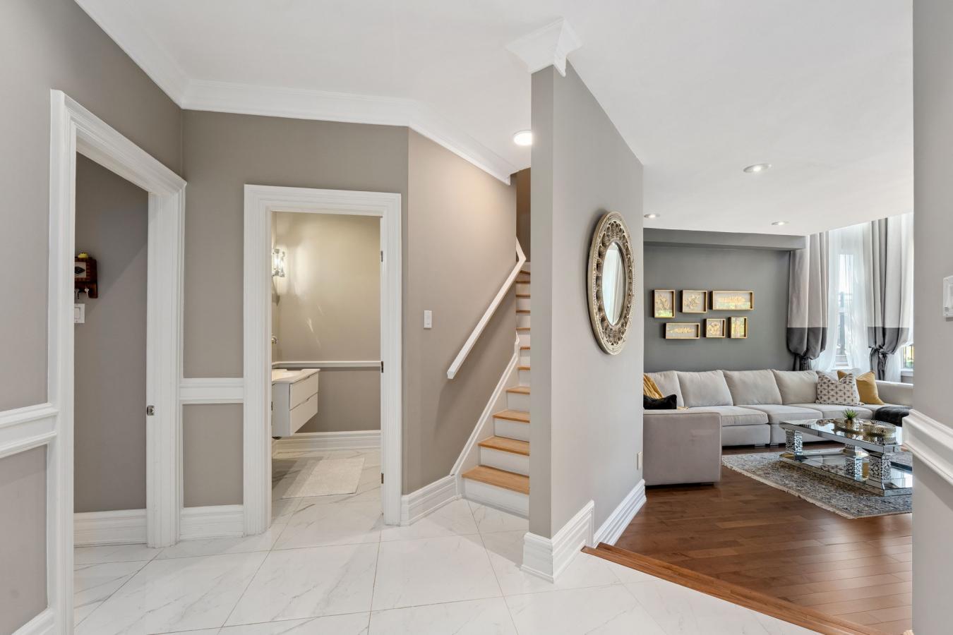 King, ON, L7B0C7, Canada, 4 Bedrooms Bedrooms, ,5 BathroomsBathrooms,Residential,For Sale,1900319
