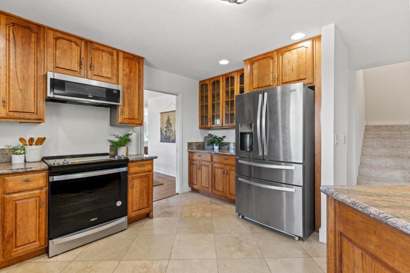 Colfax, Placer, 95713, United States, 5 Bedrooms Bedrooms, ,3 BathroomsBathrooms,Residential,For Sale,1900318