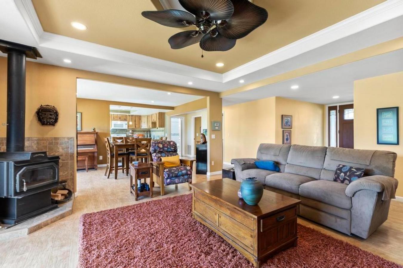 Browns Valley, Yuba, 95918, United States, 3 Bedrooms Bedrooms, ,1 BathroomBathrooms,Residential,For Sale,1900317